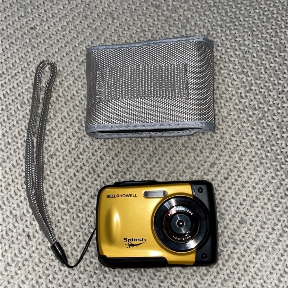 Yellow splash camera